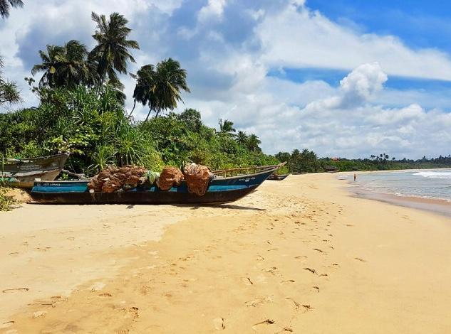 ホテル Talalla Bay Beach エクステリア 写真